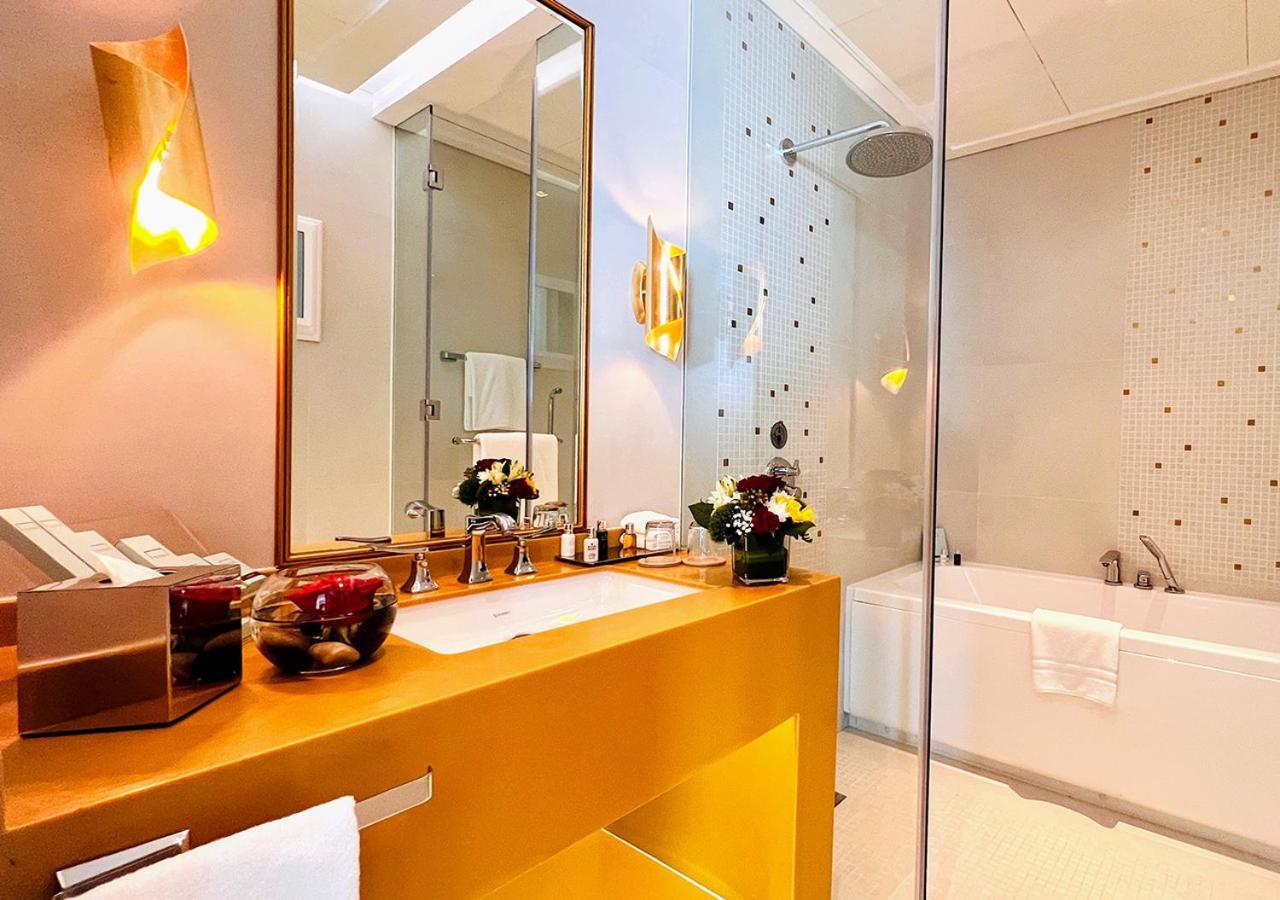 The Domain Bahrain Hotel And Spa - Adults Friendly 16 Years Plus Manama Exteriör bild Bathroom