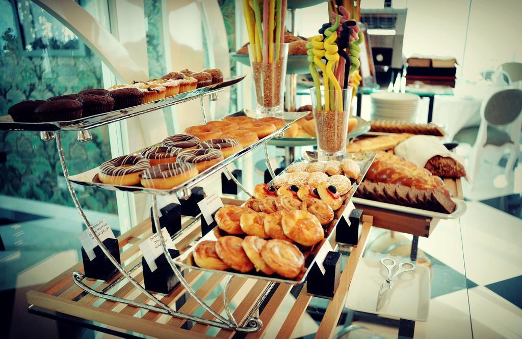 The Domain Bahrain Hotel And Spa - Adults Friendly 16 Years Plus Manama Exteriör bild A buffet of pastries