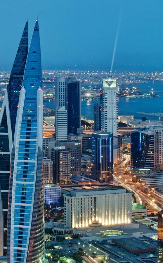 The Domain Bahrain Hotel And Spa - Adults Friendly 16 Years Plus Manama Exteriör bild Manama skyline